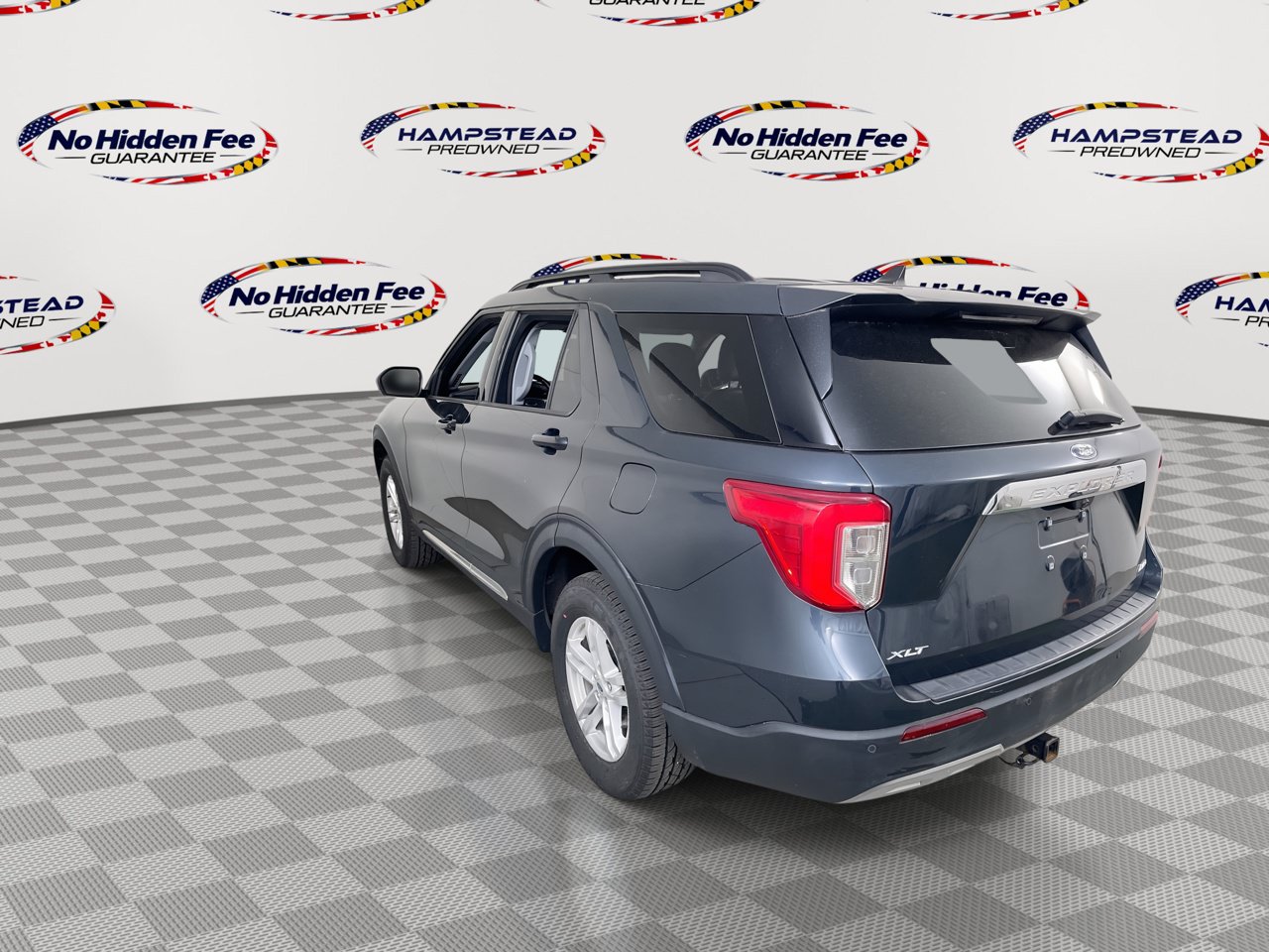 Used 2022 Ford Explorer XLT w/ Equipment Group 202A AWD/4WD image 7