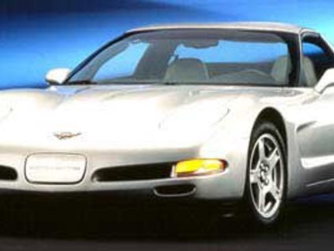 Used 1998 Chevrolet Corvette Coupe RWD image 1