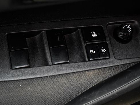 Used 2024 Toyota Corolla LE FWD image 38