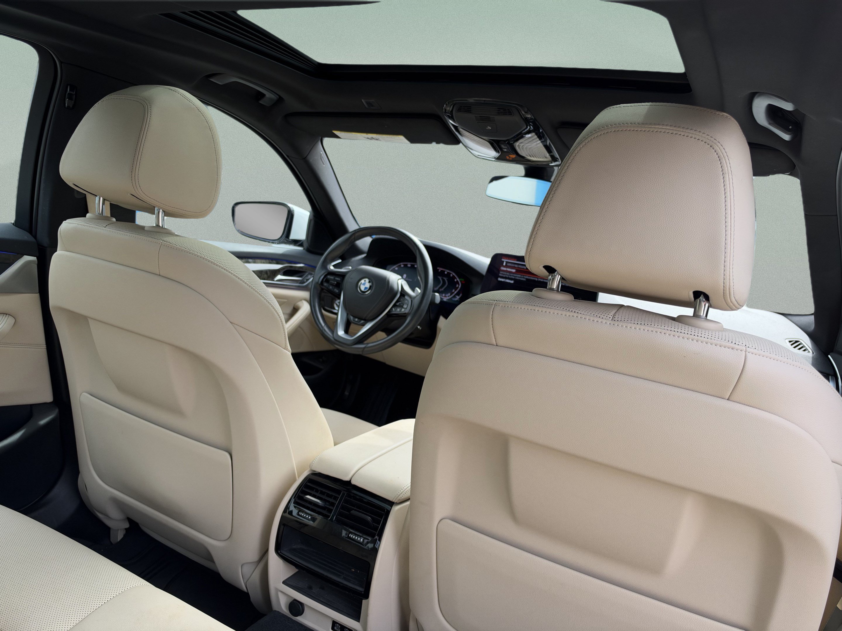 Used 2022 BMW 540i w/ Convenience Package RWD image 28