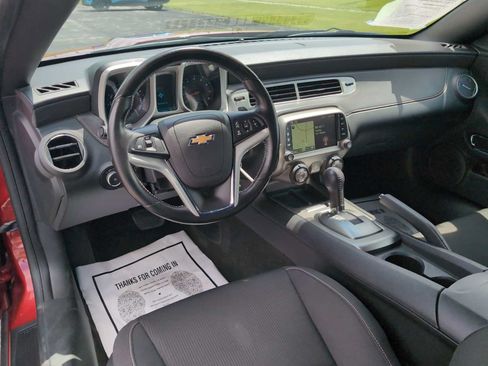 Used 2015 Chevrolet Camaro LT RWD image 12