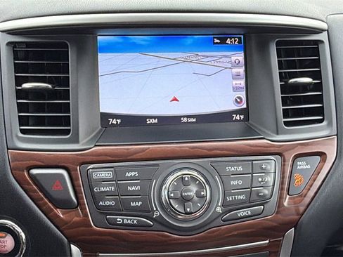 Used 2017 Nissan Pathfinder Platinum image 37