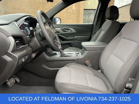 Used 2023 Chevrolet Traverse LT w/ LPO, Floor Liner Package image 18