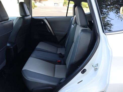 Used 2013 Toyota RAV4 Limited FWD image 20