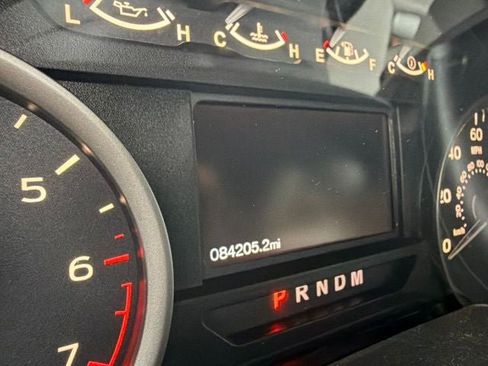 Used 2018 Ford F150 XLT w/ Equipment Group 302A Luxury AWD/4WD image 9