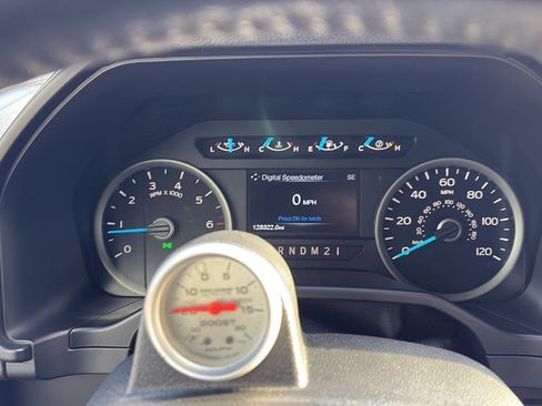 Used 2016 Ford F150 XLT w/ Equipment Group 302A Luxury image 14