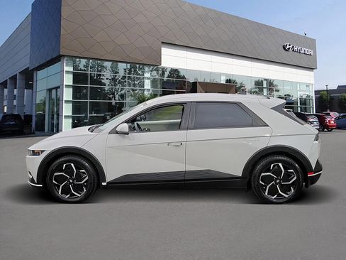 Certified 2024 Hyundai Ioniq 5 SEL image 3