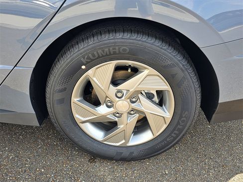 New 2025 Hyundai Sonata SE image 19
