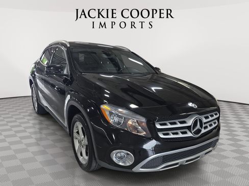 Certified 2018 Mercedes-Benz GLA 250 4MATIC image 3