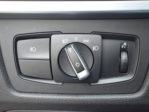 Used 2016 BMW 328i xDrive Sedan w/ Technology Package image 17