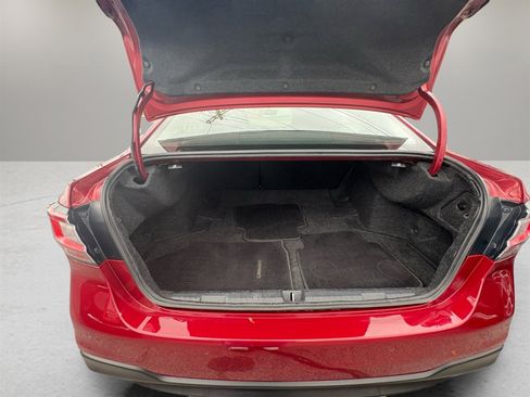 Used 2020 Subaru Legacy Limited image 39