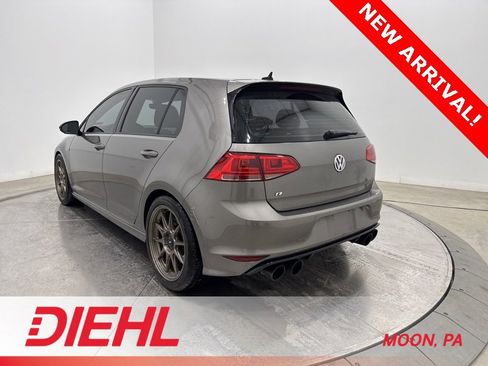 Used 2017 Volkswagen Golf R 4-Door image 5