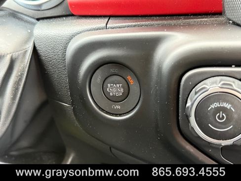 Used 2023 Jeep Gladiator Rubicon w/ Trailer Tow Package AWD/4WD image 26