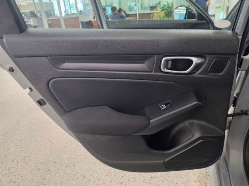 Used 2025 Honda Civic Sport image 25