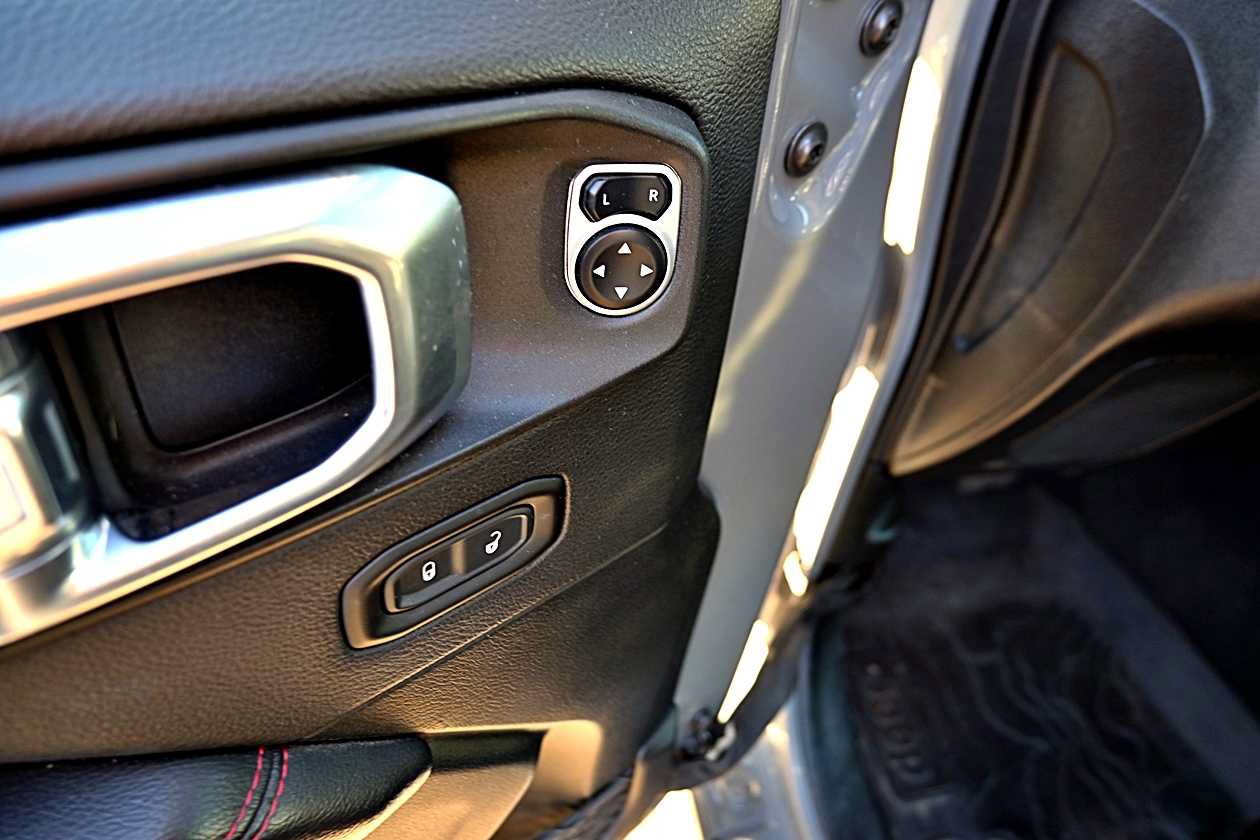 Used 2020 Jeep Wrangler Unlimited Rubicon AWD/4WD image 20