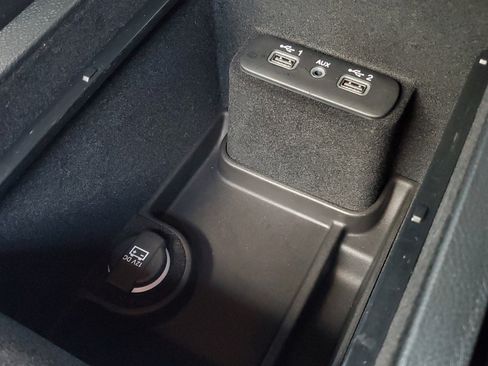 Used 2023 Dodge Charger Scat Pack w/ Navigation & Travel Group RWD image 8