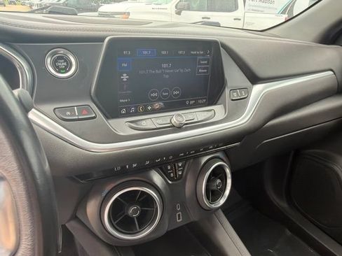 Used 2021 Chevrolet Blazer LT FWD image 24