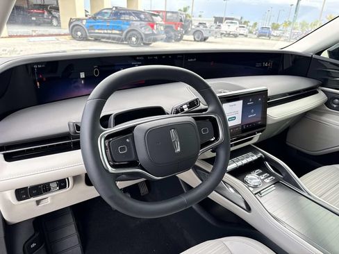 New 2026 Lincoln Nautilus Reserve AWD/4WD image 34