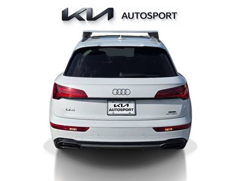 Used 2023 Audi Q5 e Premium Plus w/ Premium Plus Package AWD/4WD image 8