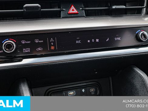 Used 2023 Kia Sportage EX FWD image 33