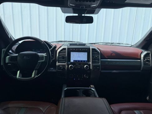 Used 2020 Ford F250 Platinum w/ FX4 Off-Road Package AWD/4WD image 12