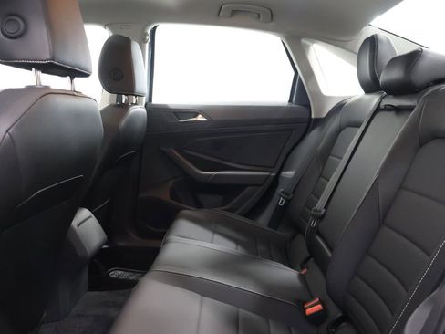 Used 2024 Volkswagen Jetta SE w/ Panoramic Sunroof Package FWD image 26
