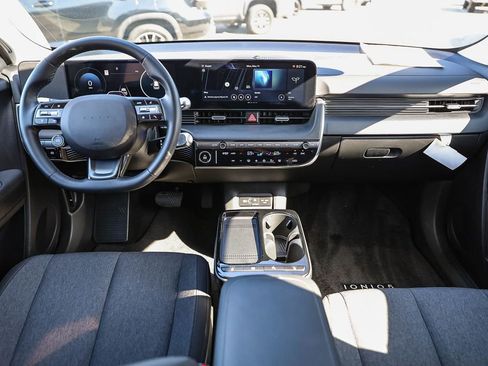 Certified 2026 Hyundai Ioniq 5 SE RWD image 12