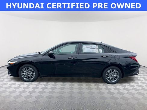 Certified 2025 Hyundai Elantra Blue image 8