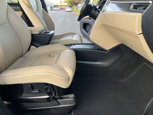 Used 2016 Tesla Model X Performance image 36