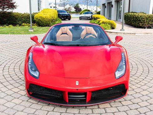 Certified 2018 Ferrari 488 Spider RWD image 16