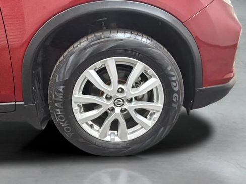 Used 2019 Nissan Rogue SV FWD image 26