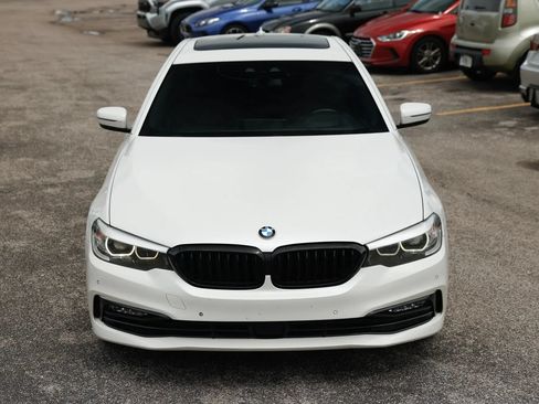 Used 2018 BMW 530i xDrive AWD/4WD image 10