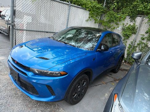 Used 2024 Dodge Hornet GT Plus w/ GT Blacktop Package AWD/4WD image 3