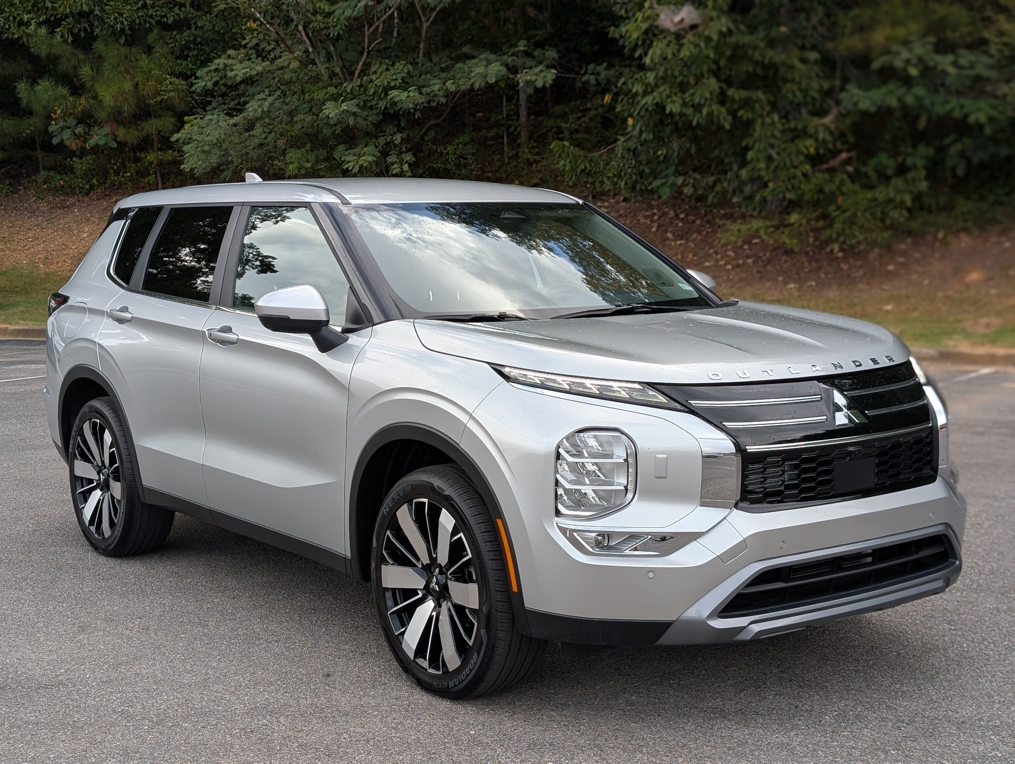 Used 2026 Mitsubishi Outlander SE AWD/4WD image 11
