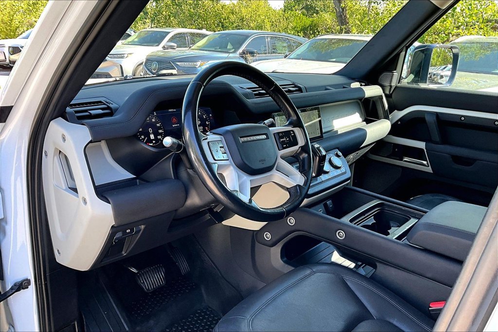 Used 2021 Land Rover Defender 110 S AWD/4WD image 15