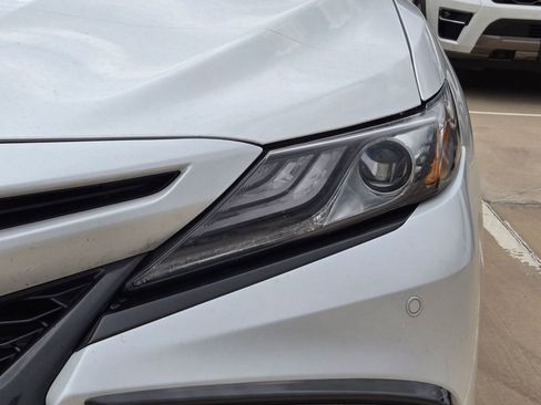 Used 2021 Toyota Camry XSE w/ Navigation Package image 21