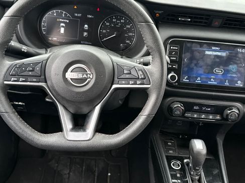 Certified 2023 Nissan Kicks SR FWD image 16