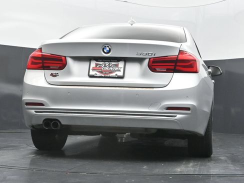 Used 2017 BMW 330i Sedan RWD image 35
