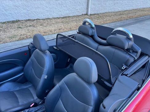 Used 2005 MINI Cooper Convertible image 10