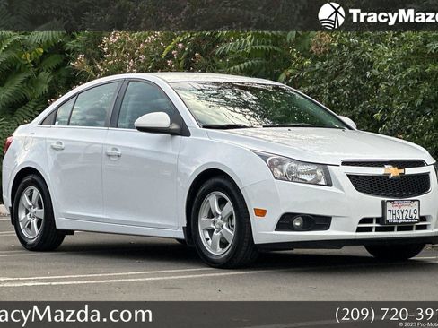 Used 2014 Chevrolet Cruze LT w/ Technology Package image 1