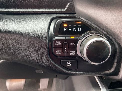 Used 2020 RAM 1500 Big Horn AWD/4WD image 12