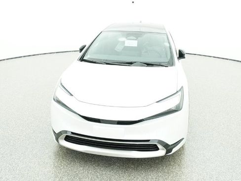 New 2026 Toyota Prius Plug-In Hybrid FWD image 2