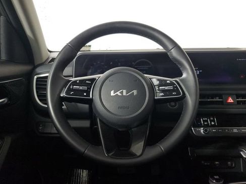 Used 2024 Kia Seltos EX AWD/4WD image 14