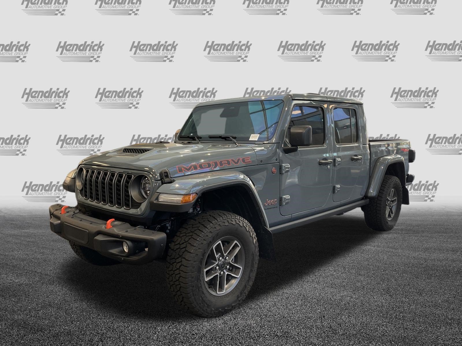 Used 2026 Jeep Gladiator Mojave w/ Steel Bumper Group AWD/4WD image 6
