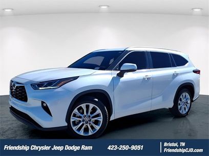 Used 2023 Toyota Highlander Limited