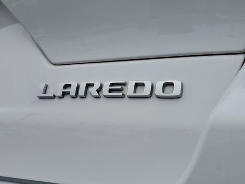 Certified 2025 Jeep Grand Cherokee Laredo X w/ Luxury Tech Group I image 9