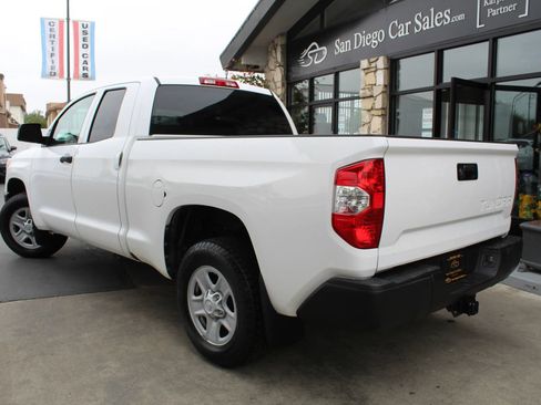 Used 2014 Toyota Tundra SR RWD image 3