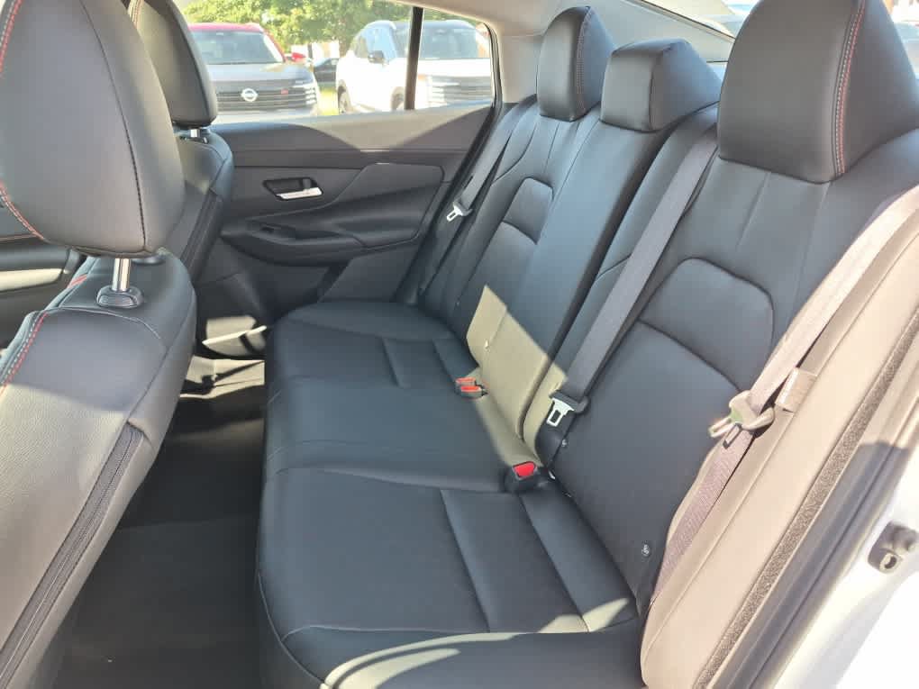New 2027 Nissan Sentra SR w/ SR Premium Package FWD image 7