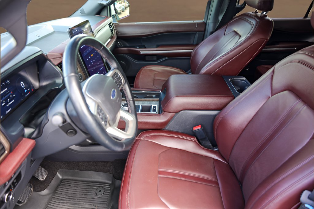 Used 2023 Ford Expedition Limited RWD image 9
