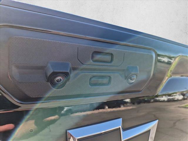 Certified 2024 Chevrolet Silverado 2500 High Country w/ Midnight Edition AWD/4WD image 11